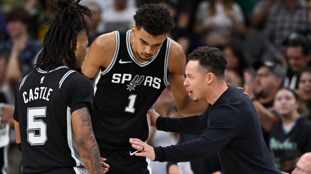 Spurs coaching change